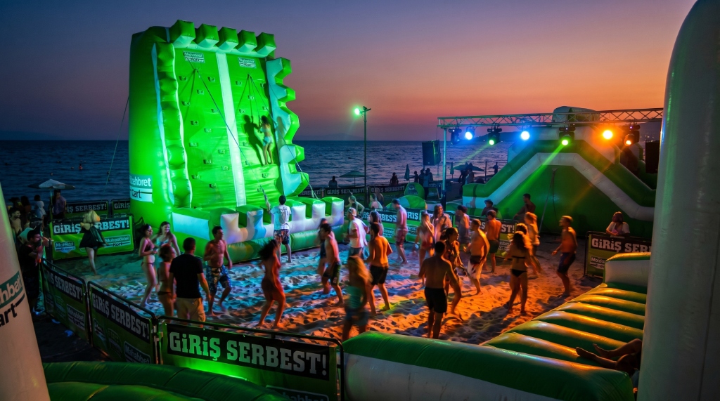 Muhabbet Kart Beach Arena